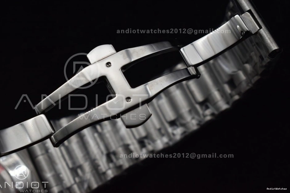 Best 586 Black Bracelet A 44mm BLSF Edition SS on Dial B01 Sustainable SS 1:1 Chronomat 0121